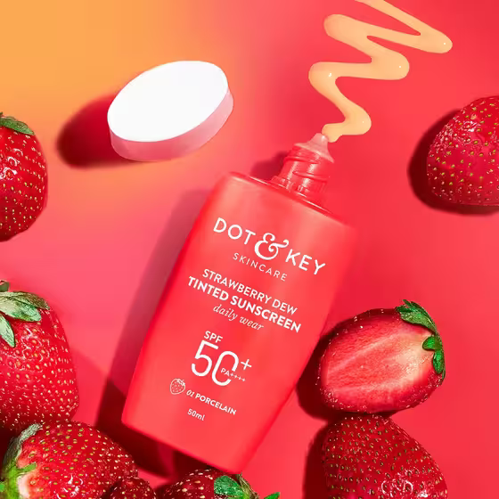 Dot & Key Strawberry Dew Tinted Sunscreen SPF 50+ Daily Wear – 01 Porcelain
